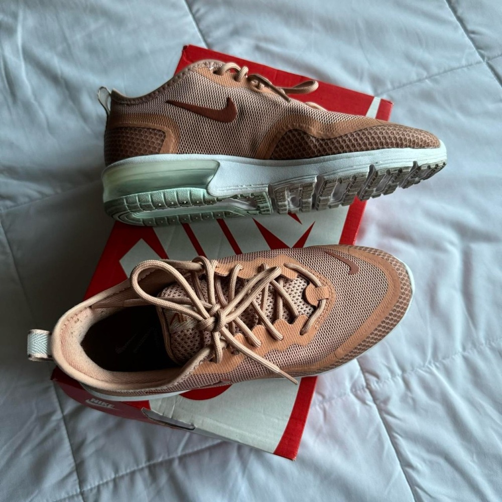 Nike air max sequent 4.5 - rose gold/dusty peach 🍑